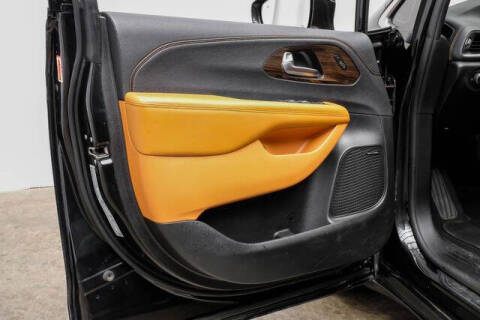 2022 Chrysler Pacifica Hybrid Pinnacle