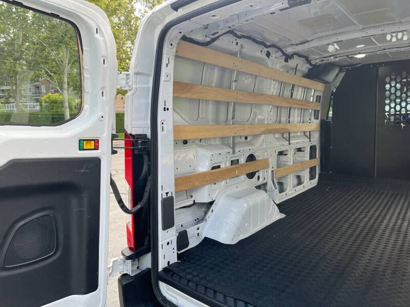 2025 Ford Transit