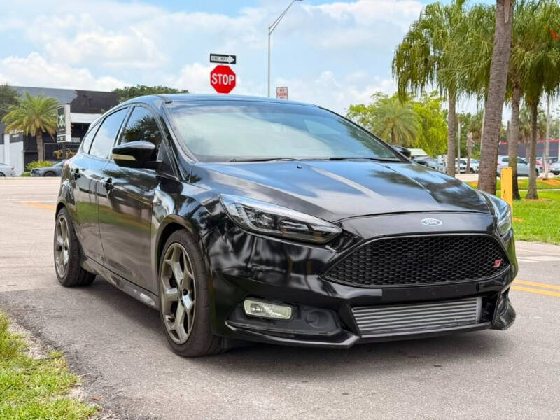 2017 Ford Focus ST