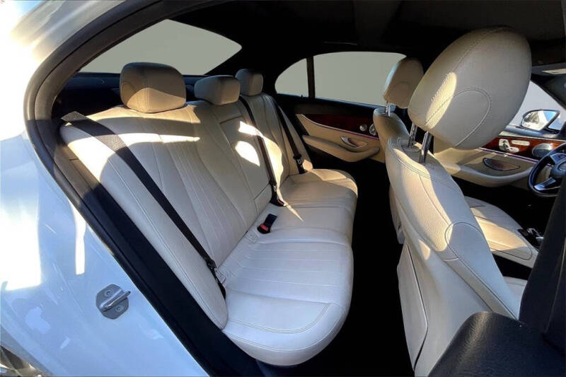 2018 Mercedes-Benz E-Class E 300