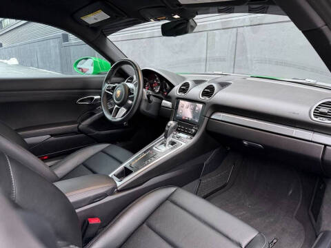 2023 Porsche 718 Cayman S