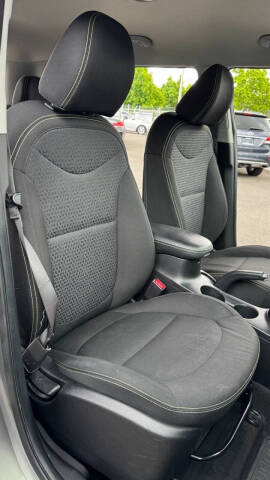 2014 Kia Soul +