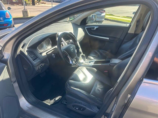 2011 Volvo XC60 3.2