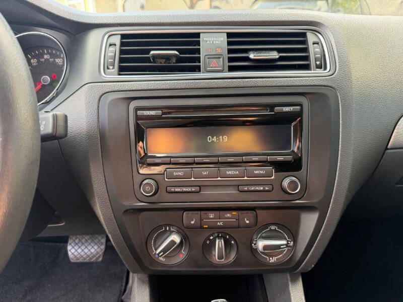 2015 Volkswagen Jetta