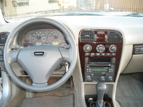 2003 Volvo S40