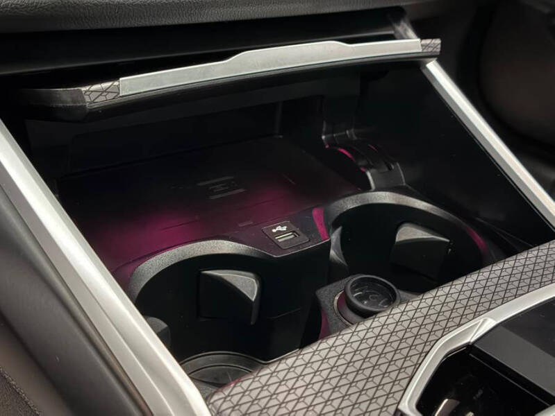 2024 BMW 3 Series 330i xDrive