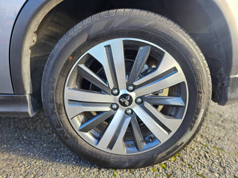 2024 Mitsubishi Outlander Sport ES