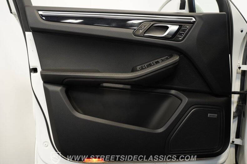 2019 Porsche Macan