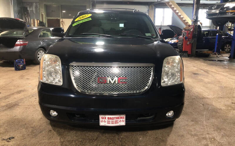 2007 GMC Yukon for sale at Six Brothers Mega Lot in Youngstown OH