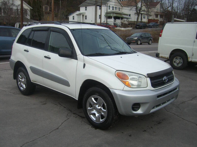 2005 Toyota RAV4 for sale at AUTOTRAXX in Nanticoke PA