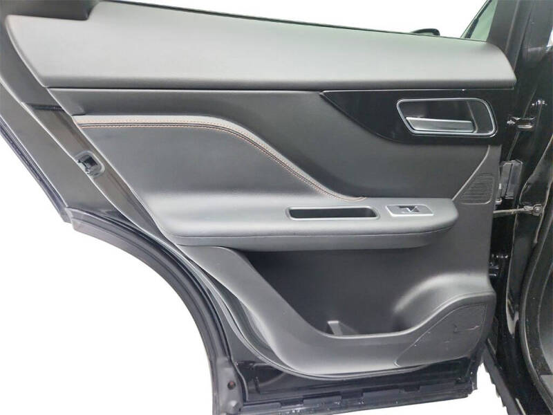 2018 Jaguar F-PACE 25t Prestige