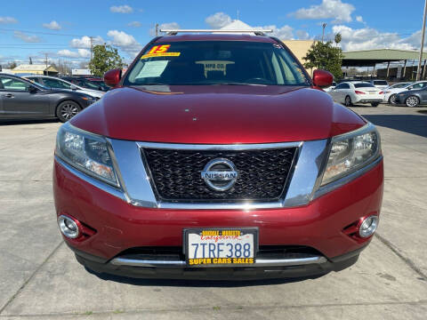 2015 Nissan Pathfinder SV