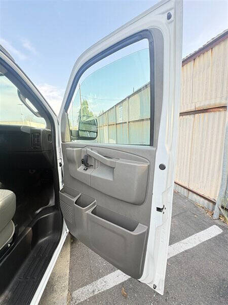 2021 Chevrolet Express 2500