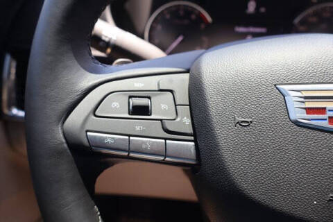 2022 Cadillac XT4 Premium Luxury