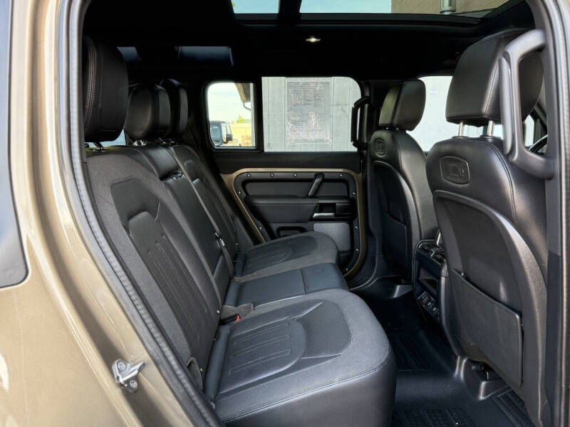 2021 Land Rover Defender 110 S