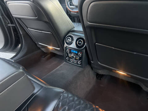 2016 Jaguar XJL Portfolio