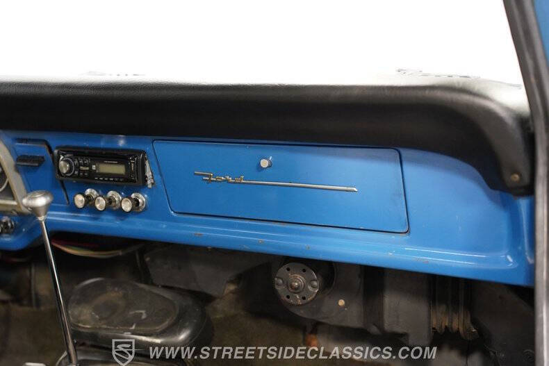 1967 Ford F-100