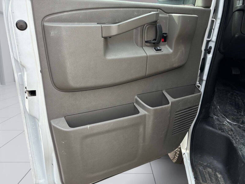 2020 Chevrolet Express 2500