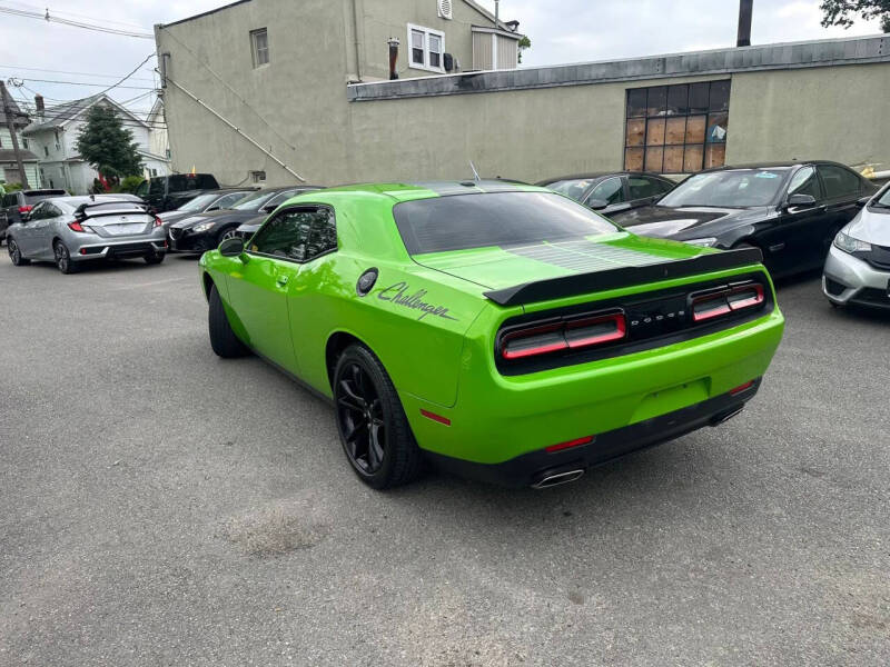 2017 Dodge Challenger