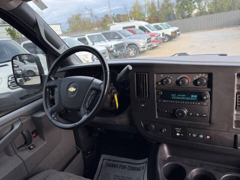 2020 Chevrolet Express 2500