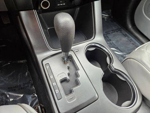 2011 Kia Sorento LX