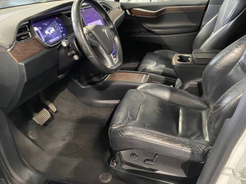 2016 Tesla Model X 90D