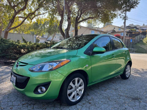 2013 Mazda MAZDA2 Touring
