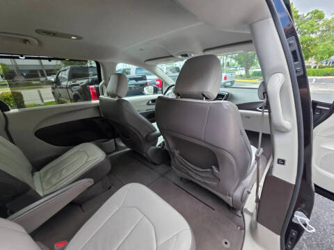 2017 Chrysler Pacifica