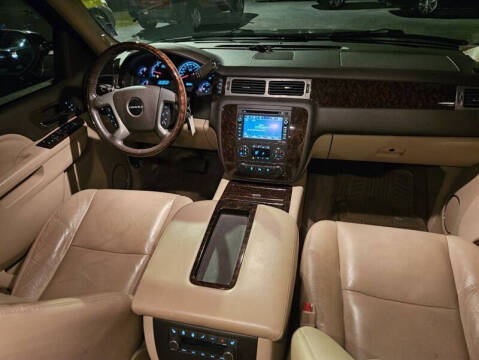 2011 GMC Yukon Denali