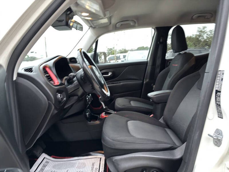 2015 Jeep Renegade Trailhawk