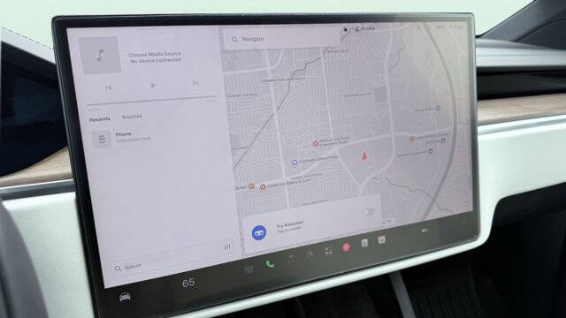 2023 Tesla Model X Standard Range