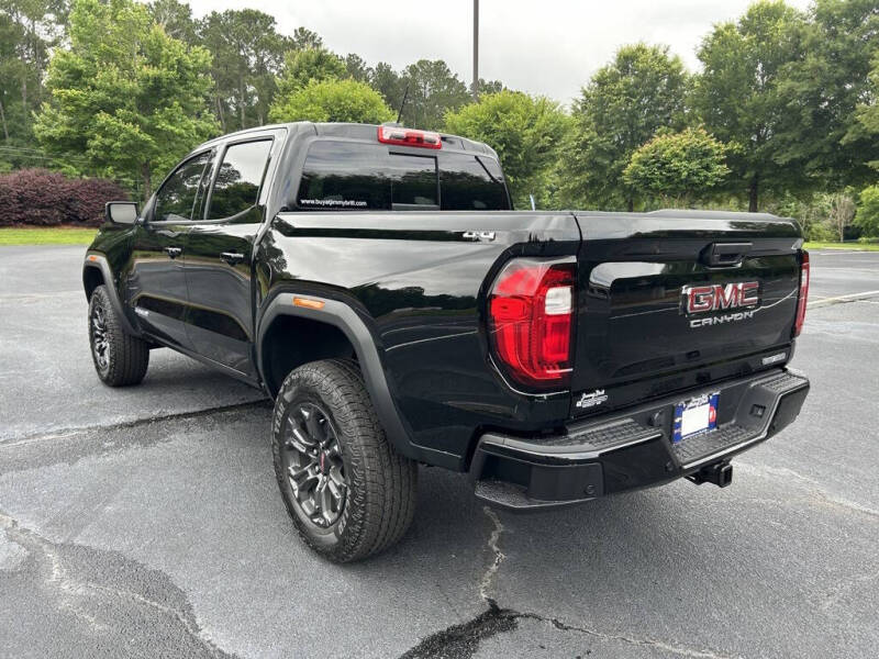 2025 GMC Canyon Elevation