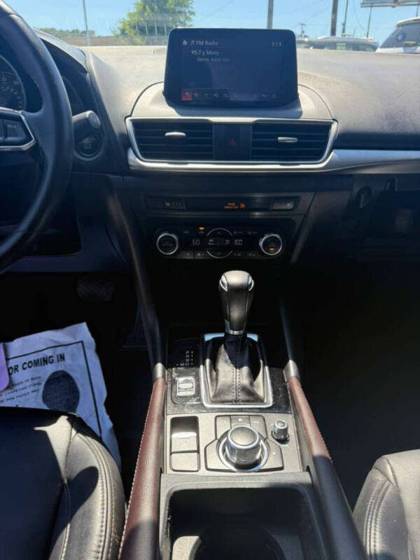 2017 Mazda MAZDA3