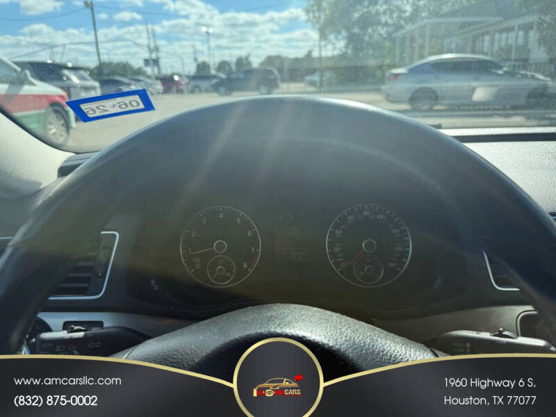 2015 Volkswagen Passat 1.8T Limited Edition