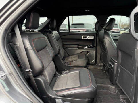 2024 Ford Explorer ST-Line