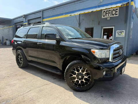 2013 Toyota Sequoia SR5