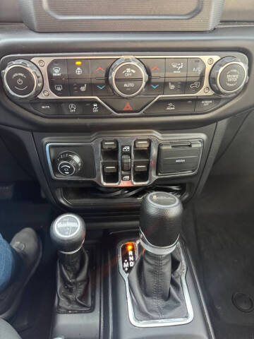 2021 Jeep Gladiator Sport