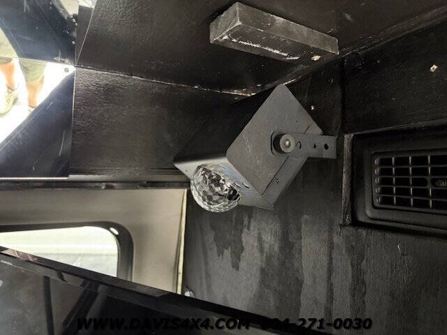 2005 Ford E-Series E-450 SD