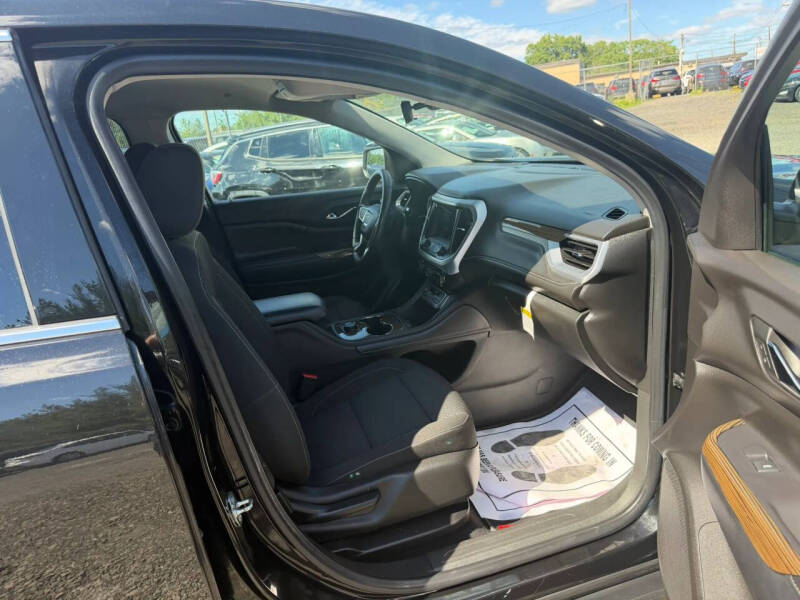 2022 GMC Acadia SLE