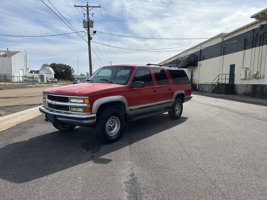 1998 Chevrolet Suburban 2