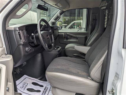 2024 GMC Savana 2500