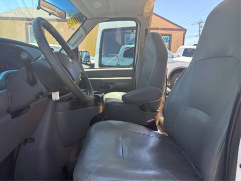 2008 Ford E-Series E-250