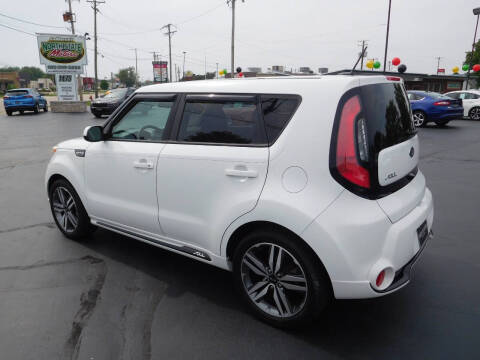 2016 Kia Soul +