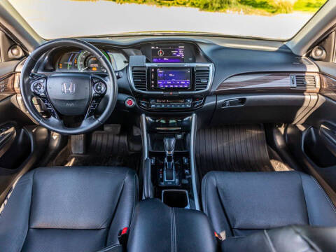 2017 Honda Accord Hybrid EX-L