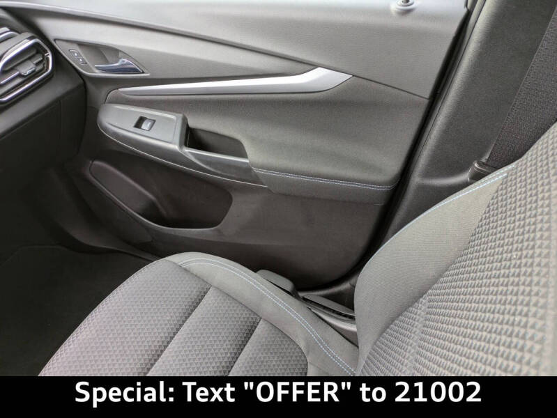 2023 Chevrolet Bolt EUV LT