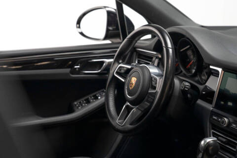 2020 Porsche Macan