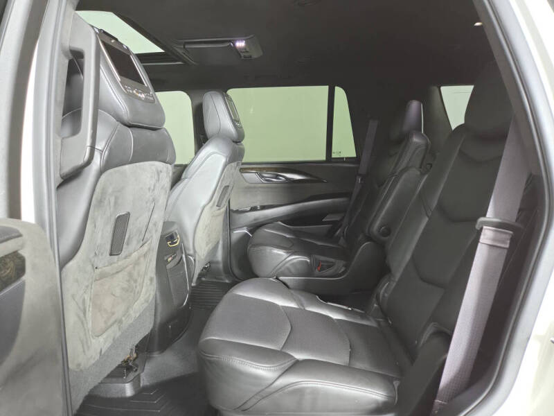 2015 Cadillac Escalade Platinum
