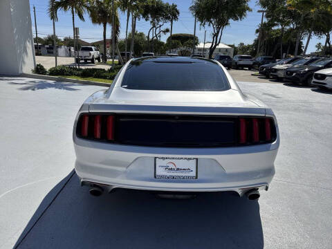 2016 Ford Mustang V6