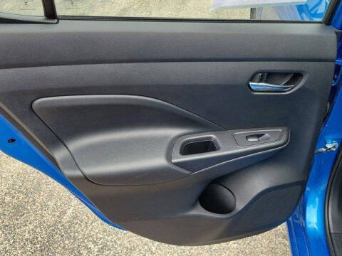 2023 Nissan Versa SV