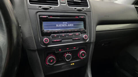 2013 Volkswagen Golf 2.5L PZEV